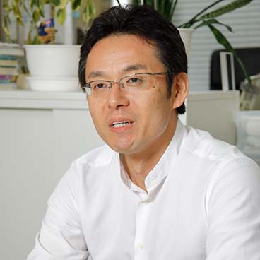 石川 伸一 氏